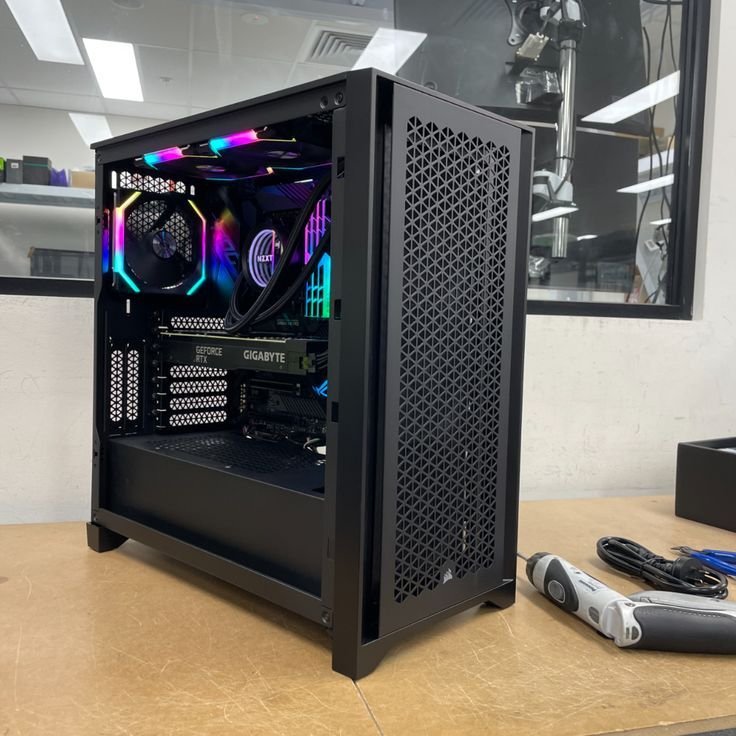 Corsair 4000D Tempered Glass Mid-Tower ATX Case - Black Part #: CC-9011198-WW - Image 2